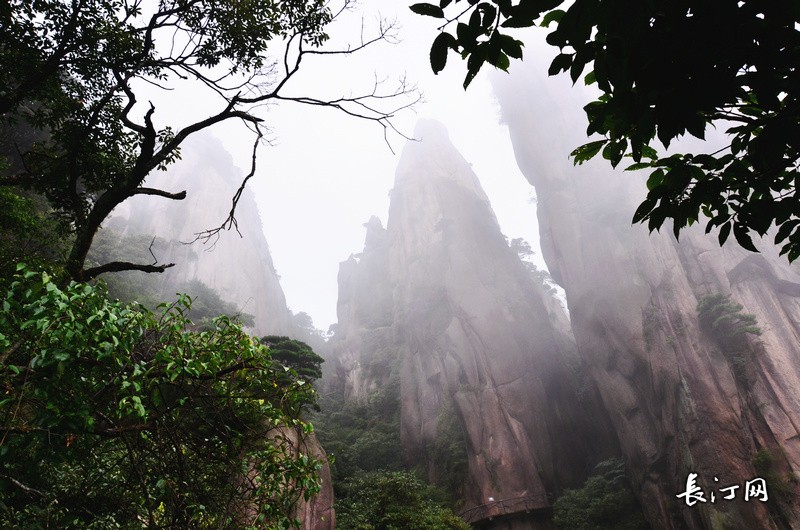 隐山.jpg