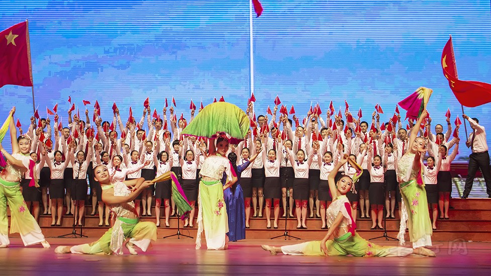 《走进新时代》2城建口演出.jpg