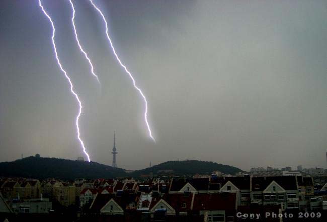 20090607_e2ea335d3452e8d4d3bdx0d8tsMDedEx 拷贝.jpg